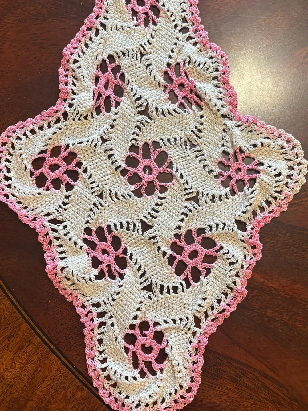 Vtg Crocheted Doily Lot Centerpieces Shabby Chic Cottagecore Lace Table Linens